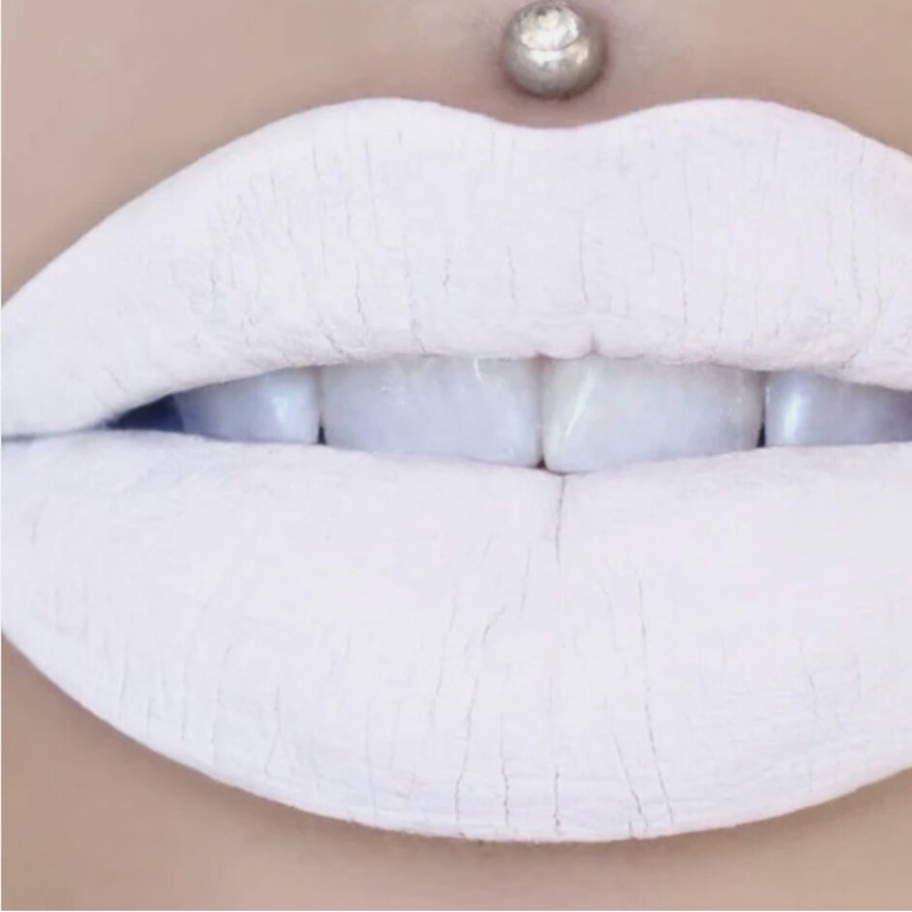 Jeffree star velour lipstick